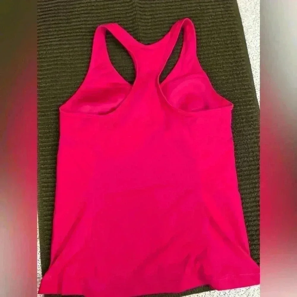 NIKE Nike Dri-Fit IN PINK TANK TOP IN L